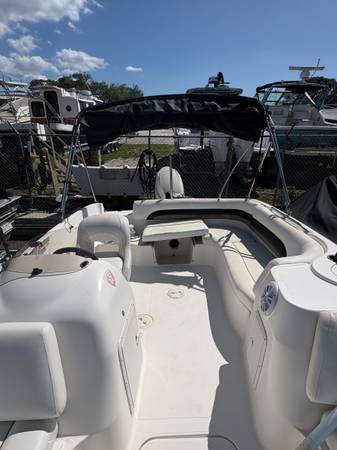 2013 Hurricane Sundeck Sport 188 - Image 5