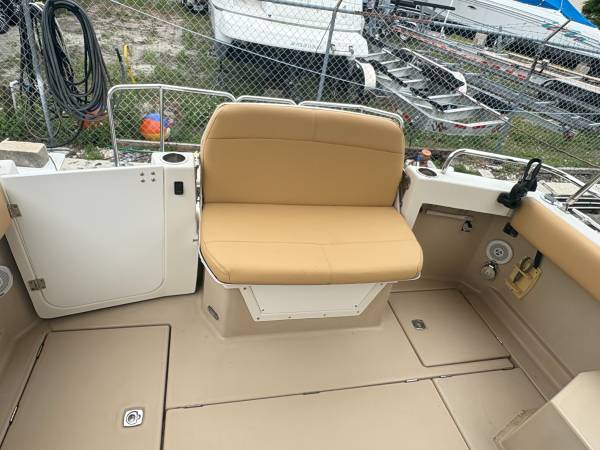 Cutwater C-26 - Image 12