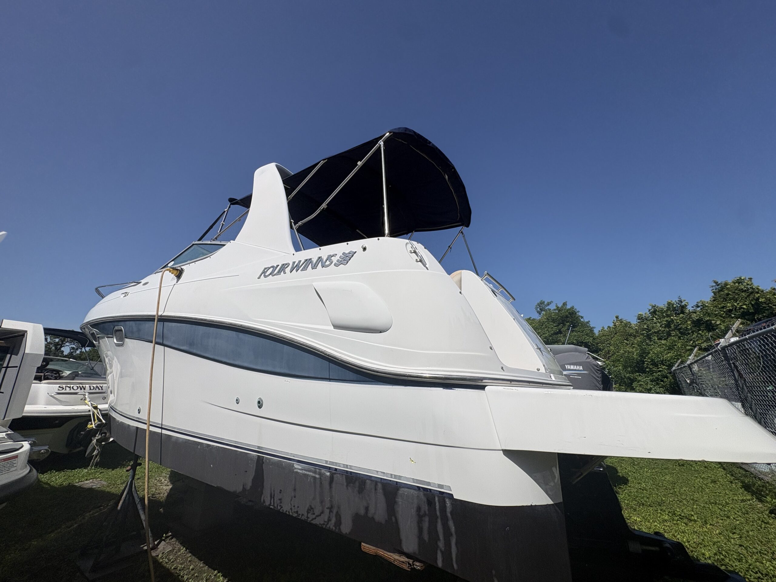 2002 Four Winns 268 Vista