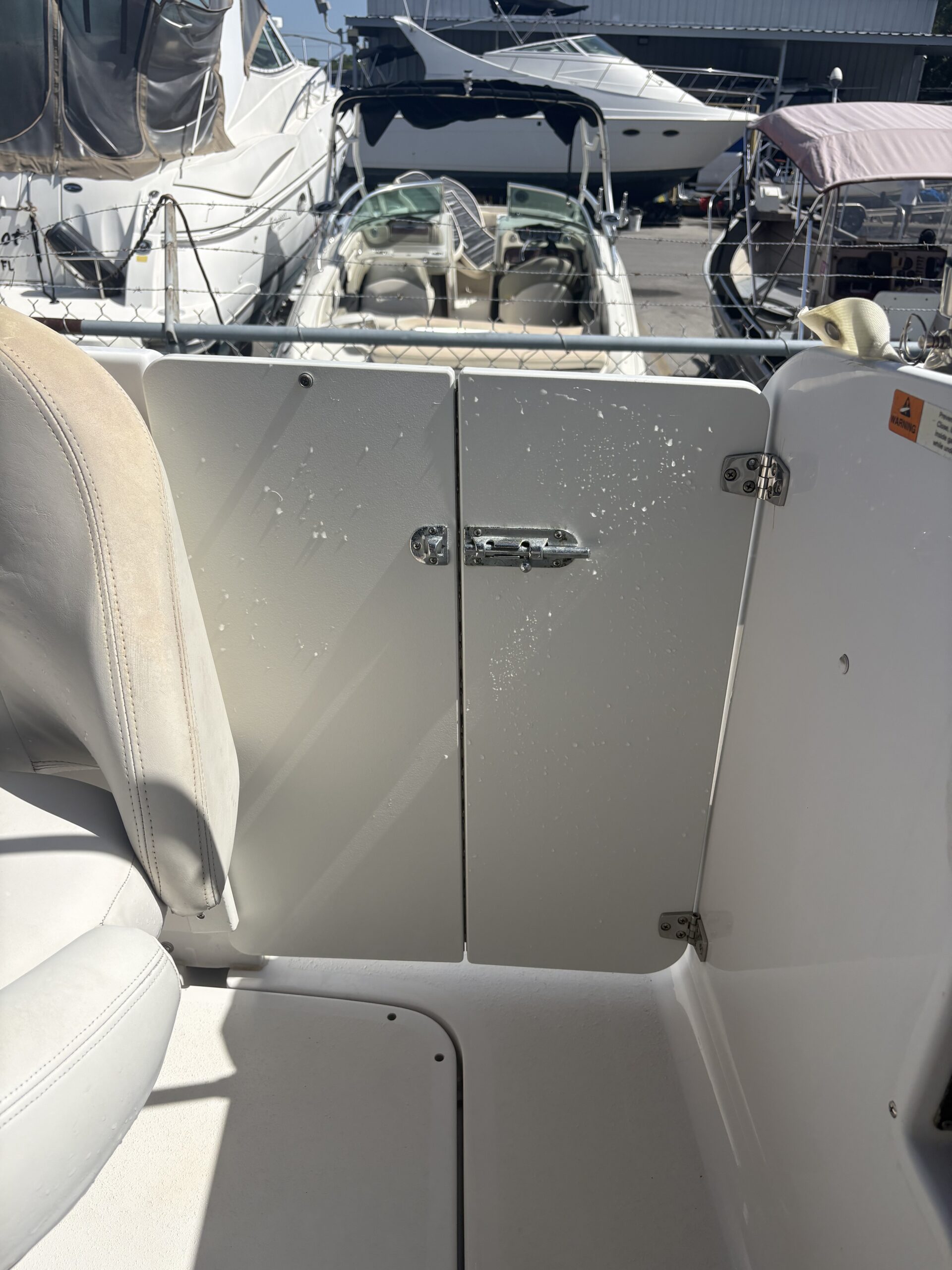 2002 Four Winns 268 Vista - Image 6